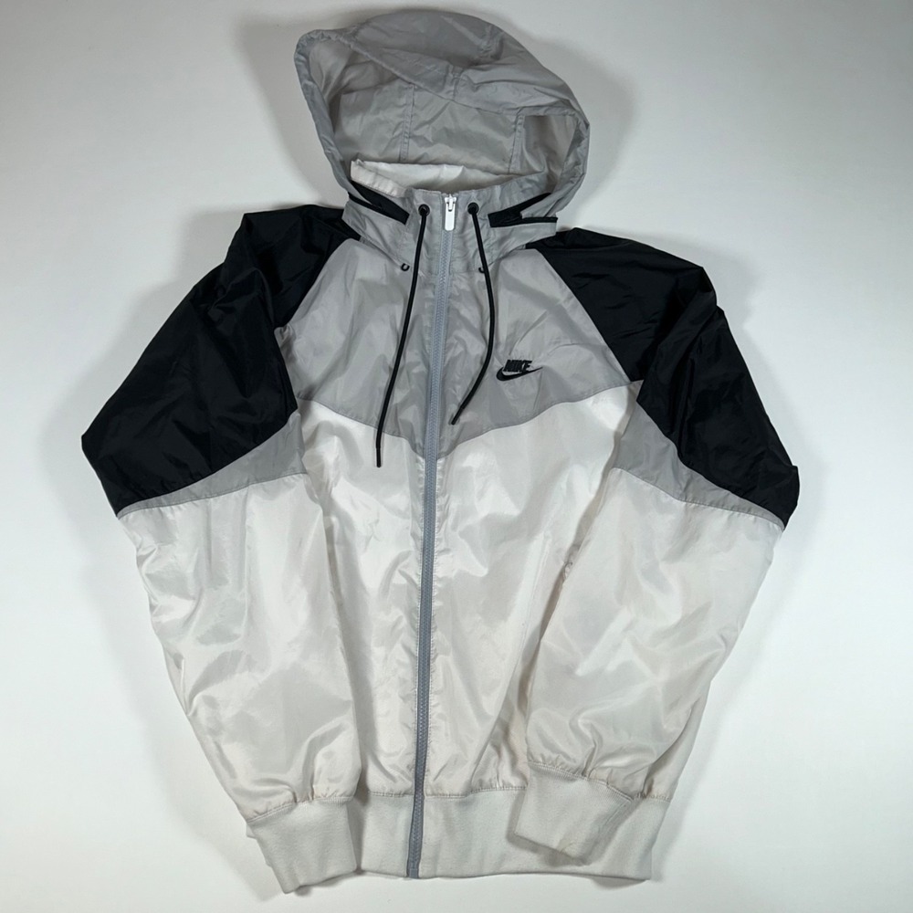 Nike Sportswear Windrunner Jacket Mens M White Gray Black Hooded CN8770-100